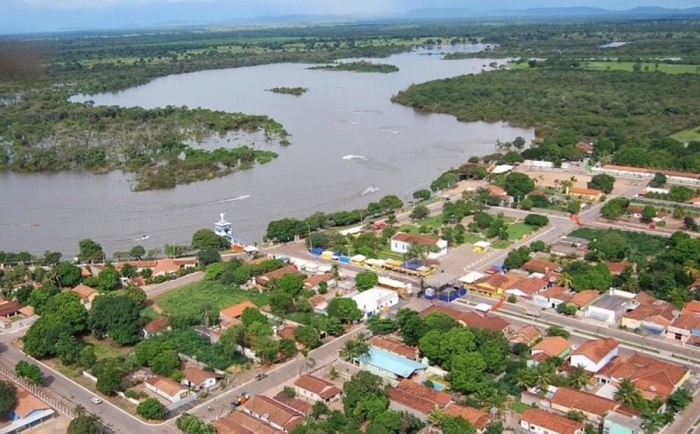 Cidades goianas às margens do Rio Araguaia
